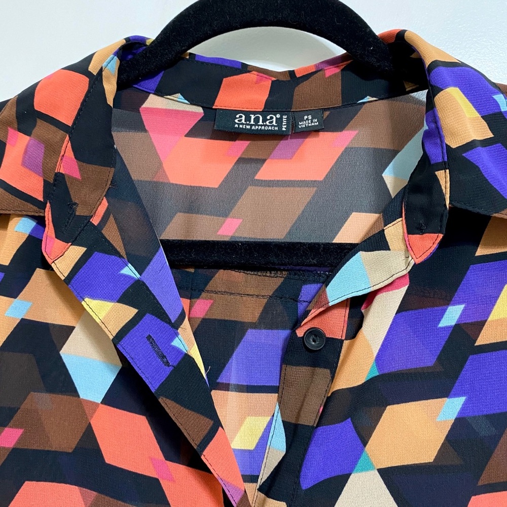 Geometric Patterned Button Up - image 7
